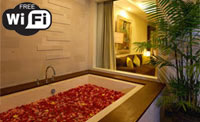 Jacuzzi Suites